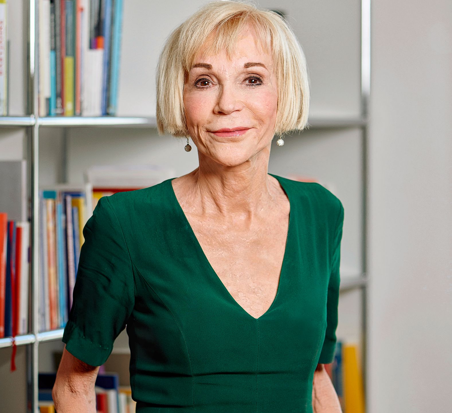 Margrit Stamm im grossen Interview Porträtfoto von Margrit Stamm, Professorin für Erziehungswissenschaft und Gründerin des Universitären Zentrums für frühkindliche Bildung Freiburg.